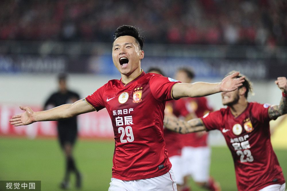 徐俊来到美国后，发现案件十分蹊跷，凶手依然逍遥法外